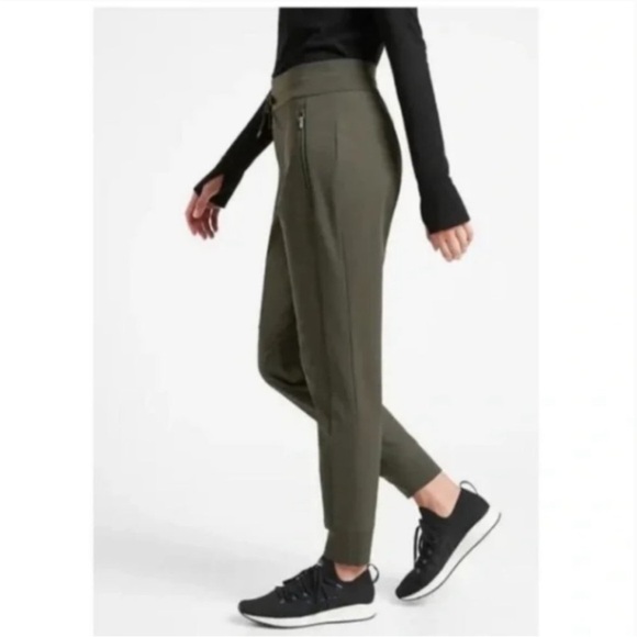 ATHLETA headlands hybrid trek jogger - Picture 1 of 9
